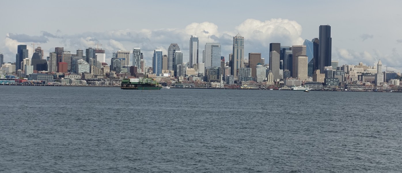 Springtime in Seattle – Cats and Trails and Garden Tales